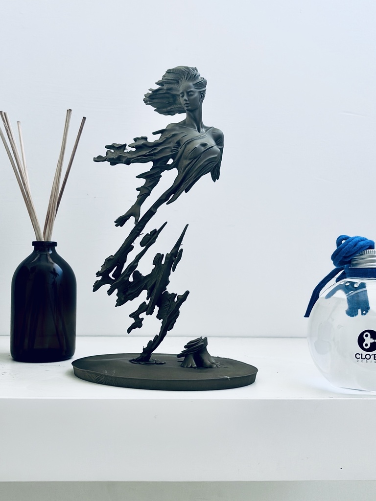 The source - Dynamic Sculpture by Luo Li Rong