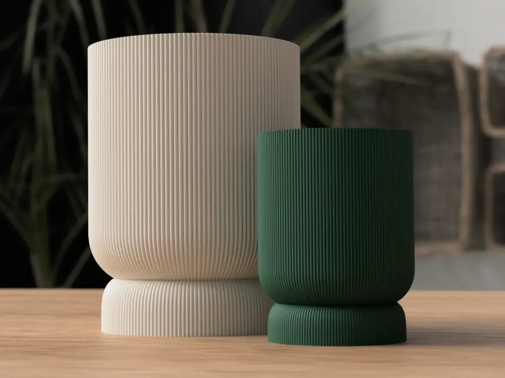 Planter with twist/lock drip tray