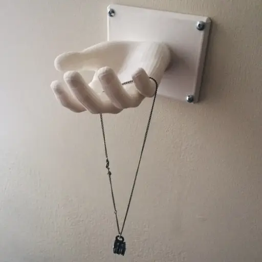 [Hand Coat Hanger ] حامل سلاسل وخواتم