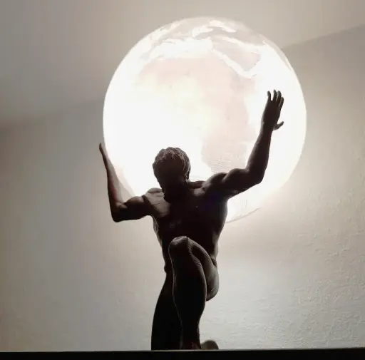 Atlas lamp
